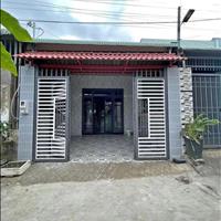 Chính chủ bán nhà cấp 4 dt 5m-20m giá 595tr Hóc Môn gần bưu điện