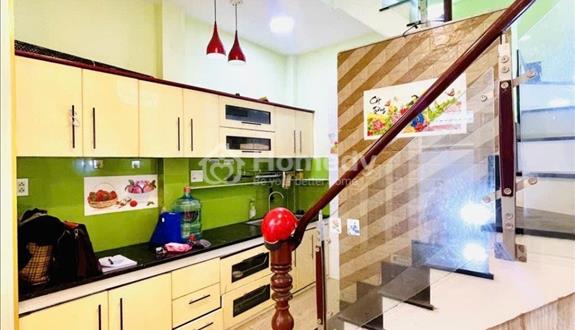 Bán nhà Nguyễn Trãi Q5 - 24 M2 - 6.6 tỷ - Gần Trường Học, Chợ và Khu mua sắm Nguyễn Trãi - Ảnh 1