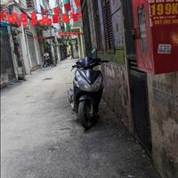 Bán gấp nhà Phố Cầu Giấy, sổ nở hậu, 5 tầng dân xây kiên cố  giá 9.4 tỷ