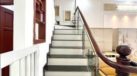 Cho thuê nhà lầu 3 p ngủ có nội thất gần trường đh y dược lộ oto đậu trước nhà - Ảnh 2
