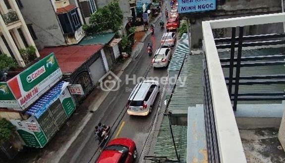 Chị gái cần BÁN GẤP nhà mặt phố mặt tiền 6,6m vỉa hè rộng rãi, làm văn phòng, siêu thị vô tư - Ảnh 1