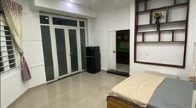 Cho thuê phòng 40m2 gần Phan Xích Long hẻm xe tải - Ảnh 4