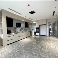 Chính chủ có nhà riêng 90m² mặt sàn, mặt phố Trần Quý Cáp, mặt tiền 5m, mới xây, có thang máy:
