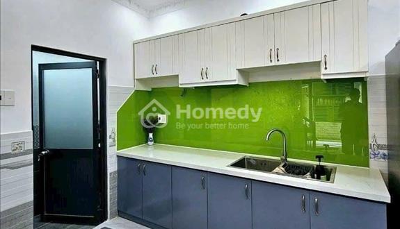 Chạy nợ bán nhà đường Hoàng Diệu 2, Thủ Đức, dt 65m2 gần chợ Thủ Đức,giá chỉ 1 tỷ 220tr-đã có sổ - Ảnh 1