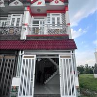 Nhà 2 MT, 1T1L sát KCN Nhị Xuân Hóc Môn ko quy hoạch 425tr cho thuê 5tr/tháng bao sang tên