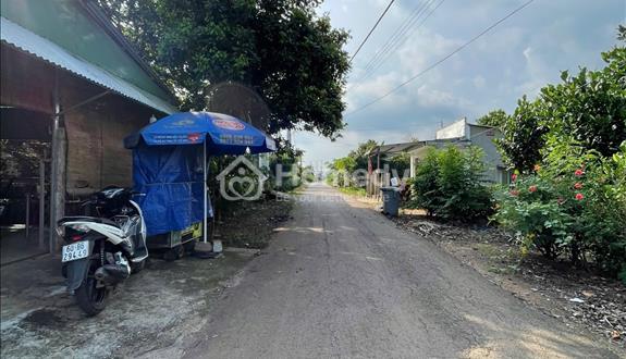 Bán DN tại Xuân Thiện, 2,2 tỷ, 700 m2, uy tín Hot! - Ảnh 1