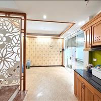 Bán nhà phố Trần Thái Tông, Cầu Giấy, 32m2 x 5 tầng, 3 phòng ngủ, ngõ to vài chục mét ra mặt phố!