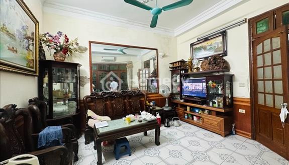 Bán nhà phố Đào Tấn, mặt ngõ ô tô kinh doanh, 35m2 x 3 tầng, mặt tiền 7m, bán hàng, 11 tỷ! - Ảnh 1