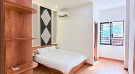 Cho Thuê Nhà Mặt Tiền 3 Tầng Ngay TT Thành Phố, Full Nội Thất - Ảnh 2