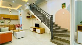 Chủ nhà cần bán gấp căn ở đường Phùng Văn Cung Phú Nhuận 4x14m giá 2tỷ sổ hồng riêng nhà mới xây - Ảnh 3
