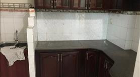 Nhà trống 1 triệt 3 lầu khu dân cư thân thiện sát chợ Hoà Bình - Ảnh 4