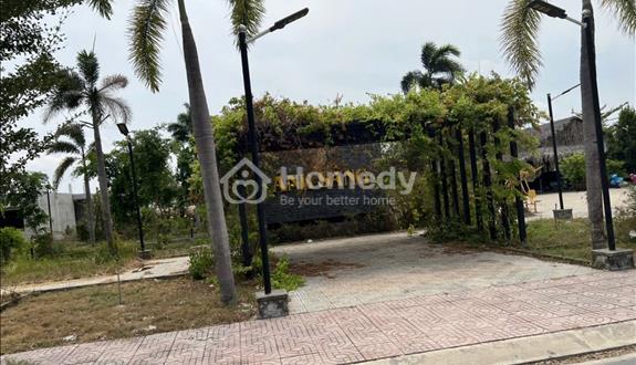 Đất nền 2 MT 833B và Nguyễn Trung Trực, ngay chợ Long Cang, sổ sẵn, 100m2 - Ảnh 1
