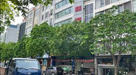 Chính chủ cho thuê tầng 1+2+3+4 nhà mặt phố Khúc Thừa Dụ, Cầu Giấy, Hà Nội mặt tiền 10m, 150m2/sàn - Ảnh 2