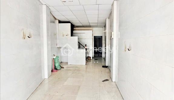 Cho thuê nhà MTKD Kênh Nước Đen giáp Tân Phú - 70m - 2 mặt tiền trước sau - giá 8tr - Ảnh 1