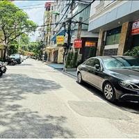 Bán gấp nhà Cầu Giấy, ô tô vào nhà, lô góc, cực yên tĩnh, MT 5m, giá nhỉnh 18 tỷ