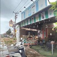 Thu vốn ! Bán gấp căn nhà MT bán trà sữa ở gần TT Trảng Bàng 134m2 SHR giá 740tr