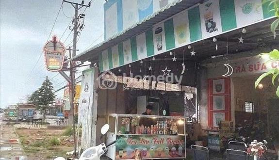 Thu vốn ! Bán gấp căn nhà MT bán trà sữa ở gần TT Trảng Bàng 134m2 SHR giá 740tr - Ảnh 1