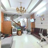Kẹt nợ bán gấp nhà trả nợ - dt 70m2 đường Hậu Giang ,Q6-giá 990tr-gần trường học