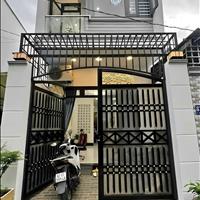 Chú Tư cần sang tên nhà gần chợ đầu mối Bình Điền, giá 890tr, Sổ riêng
