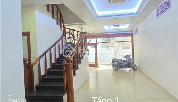 Cho thuê nhà phù hợp làm Căn hộ gia đình hoặc văn phòng - Ảnh 1