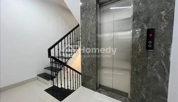 Bán nhà đẹp ở Âu Cơ 68m2 - 5 Tầng Thang máy - Vị trí tốt - nhà thiết kế hiện đại, đủ đồ cao cấp - Ảnh 1