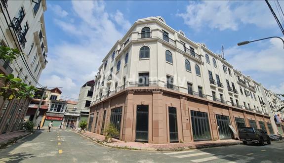 Bán gấp căn góc 2 mặt đường shophouse Sơn Đồng center sẵn sổ đỏ, cách Mỹ Đình chỉ 5km. Giá 11.2 tỷ - Ảnh 1