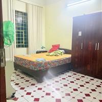 Nhà Riêng trong ngõ đường giải phóng DT 40m xây chắc chắn