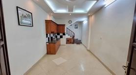 Nhà Hoàng Quốc Việt, đẹp, ở luôn, ngõ thoáng sáng, nhà chắc chắn đủ công năng. - Ảnh 2