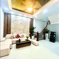 Bán nhà Trường Chinh 41m nhà đẹp nhiều thoáng, ở ngay giá 8,8 Tỷ