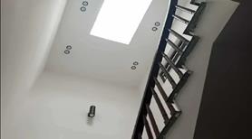  Bán gấp nhà đẹp dân xây Cầu Giấy, ngõ thông thoáng sổ đỏ vuông , diện tích 45m2, giá nhỉnh 10 tỷ - Ảnh 3