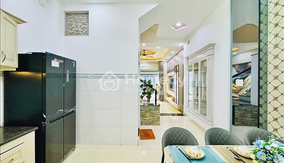 Lh Phúc 0794062948 Kẹt vốn bán gấp căn ở đ.Hồng Bàng-Q.6, 1ty445/50m2 , Shr bao phí, HXH thoáng mát - Ảnh 1