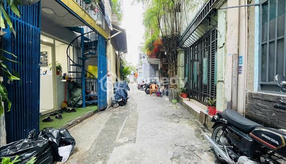 Bán nhà Trần Quang Diệu Quận 3, 2 tầng hẻm 4m giá chỉ nhỉnh 4 tỷ - Ảnh 1