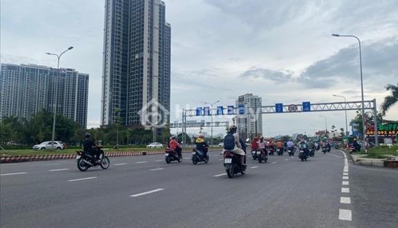 SÓC: CHDV mt nguyễn văn linh 4 tầng, 22 phòng, ngay căn hộ eco green - Ảnh 1