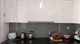 Bán Căn hộ Chính chủ View Sông SG ngay mặt tiền QL13 Full Nội thất 2PN 2WC sổ riêng - Ảnh 5