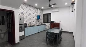 Bán nhà riêng phố Từ Hoa - Quảng An. Ngõ thông Hồ Tây - Thoáng. DT 77m2 *3 tầng. Mt 4,8m Giá 36 tỷ  - Ảnh 2