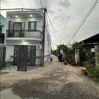 Nhà mặt tiền 1 trệt 1 lầu(4x10) Nguyễn Văn Bứa Hóc Môn giá 455 triệu
