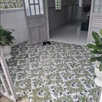 Chính chủ bể nợ bán gấp nhà cấp 4 (4x17) Hóc Môn giá 255 triệu