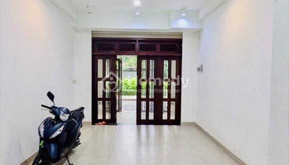 NHà SHR 73m2 HẺm XE HƠi - ĐẶNg THÙY TRâM, QUẬn BÌNH ThẠNH TpHCM 

- Diện tích: 73m2 (4x18,5m) - Ảnh 1