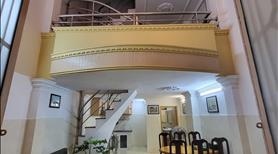 Bán Căn Nhà Hiếm Có Tại Quận 4 - Mất 1 Phút Qua Quận 1 - Vị Trí Vàng, Tiện Ích Đỉnh Cao!  - Ảnh 2
