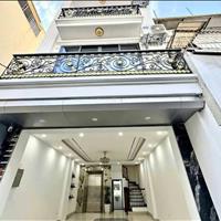 Nhà Đẹp Trường Chinh 40m👉4 Ngủ, Full Nội Thất, Thang Máy,20 ra Phố 