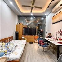Bán nhà sát mặt tiền Nguyễn Đình Chiểu 40m2 4 tầng kiên cố nhà còn rất mới