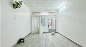 Bán nhà hẻm 4m Thích Quảng Đức 4.2m x 15.3m cách 30m ra mặt tiền nhà còn mới - Ảnh 2