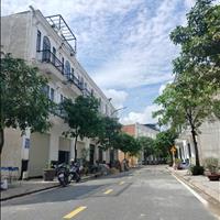 Hiếm bán nhà phố 2 mặt tiền 1 trệt 2 lầu 3 tỷ 7 kinh doanh hay cho thuê tốt