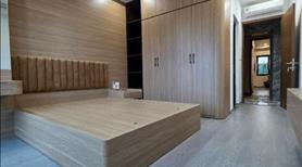 Trung tâm phố Trạm - 7 tầng thang máy - ô tô vào nhà - 42m2 - 10.5 tỷ - Ảnh 5