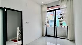 Bán nhà mới sát mặt tiền Duy Tân 4 tầng kiên cố 5pn có sẵn nội thất - Ảnh 8
