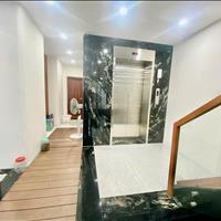 Li dị bán gấp nhà hxh Nguyễn Bình,Nhà Bè-giá 2,3 tỷ,dt 64m2,sổ hồng riêng,gần Uỷ Ban-LH: 0774722132