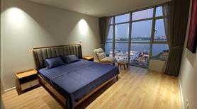 Căn hộ 2 ngủ full nội thất view Hồ Tây mặt đường lớn giá hợp lý - Ảnh 4