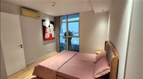Căn hộ 2 ngủ full nội thất view Hồ Tây mặt đường lớn giá hợp lý - Ảnh 6