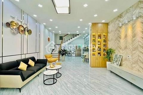 Định cư bên Úc bán nhà 44m2,1 trệt 2 lầu,SHR, 5 tỷ 480tr,đoàn văn bơ,p14,quận 4,LH Hùng 0792322124