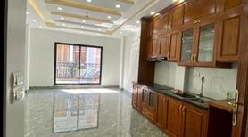 NHà mới kính koong – Thang máy – Ô tô vào nhà – Ngõ thông – Gần hồ – Cách mặt phố chỉ 20M  - Ảnh 5